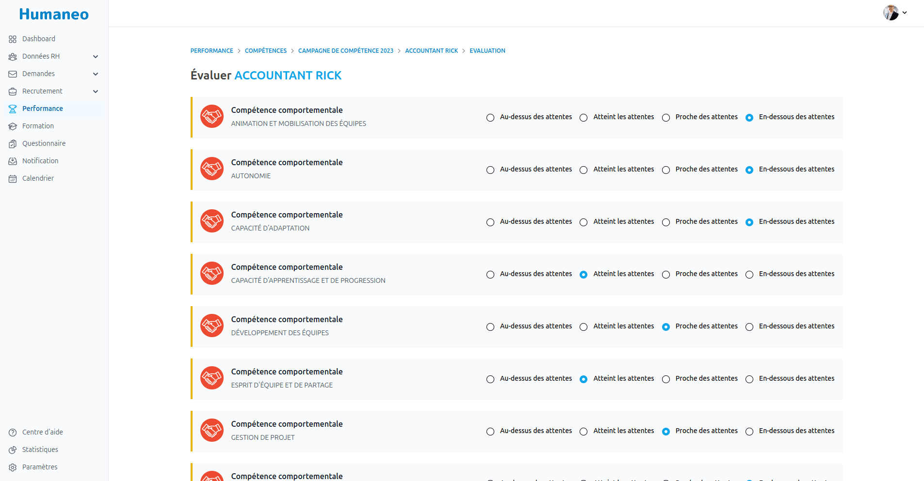 Évaluation des Compétences